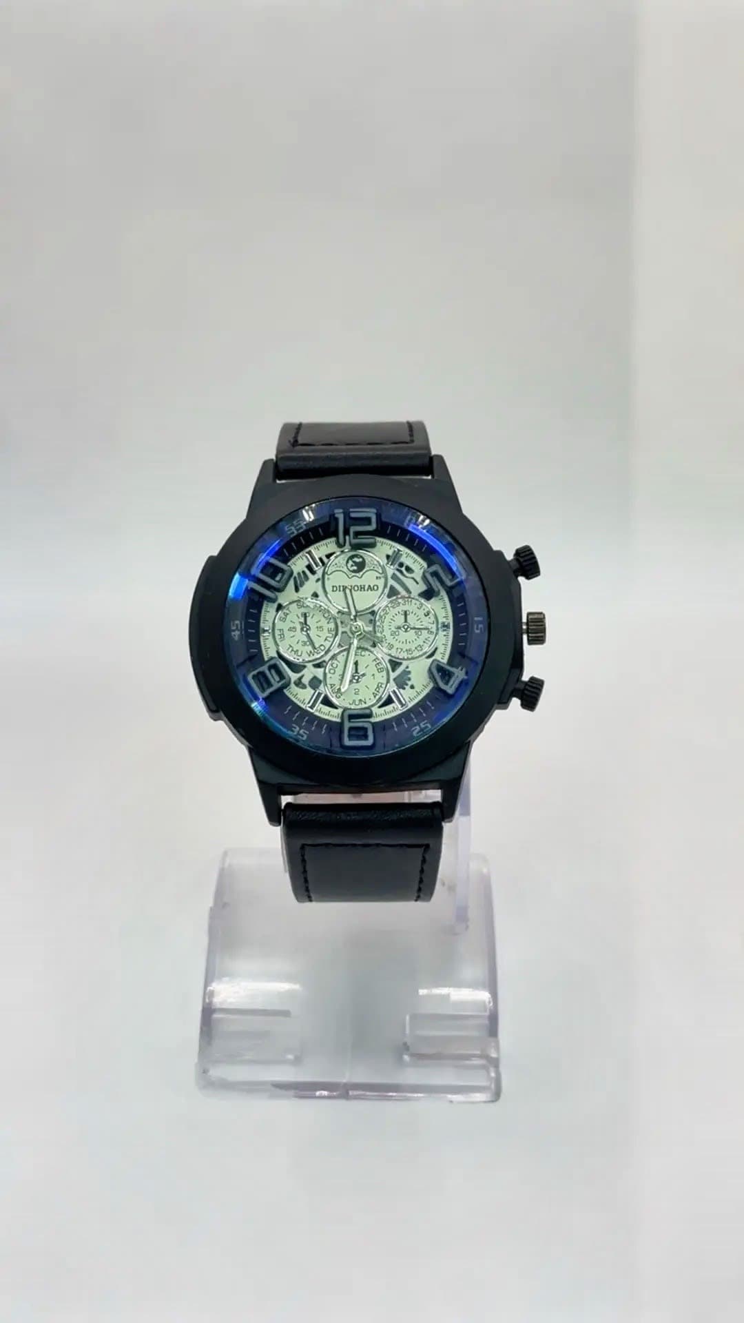 ساعة رجالية بتصميم عصري وأنيق ⌚